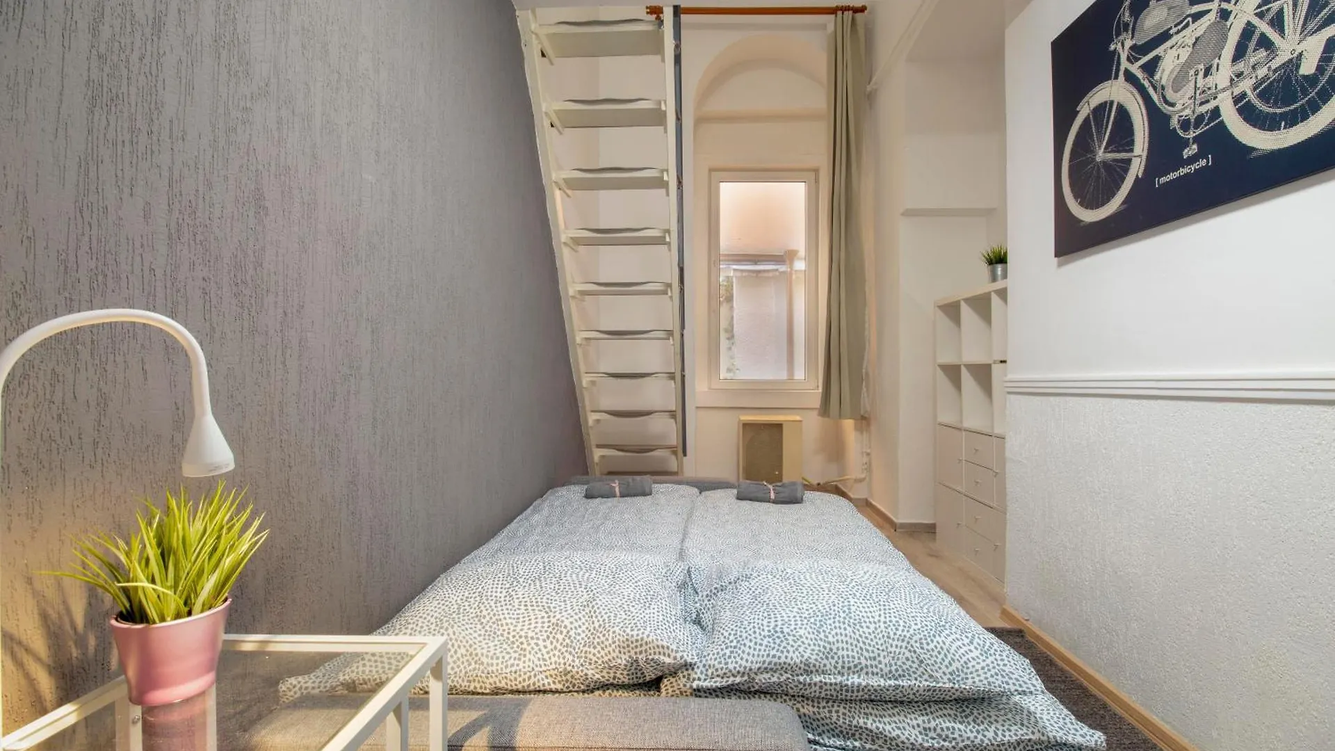 4 Room 2 Bathroom Super Central Large Home With Ac Budapest Apartment